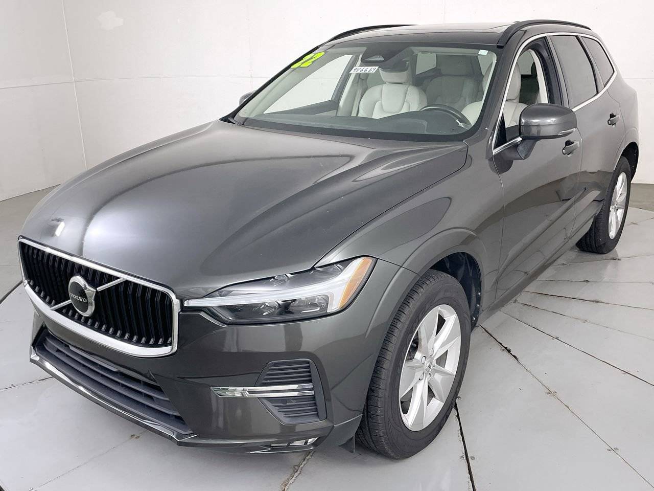 2022 Volvo XC60 Momentum — SUV — 51,361 mi — Hampstead, MD