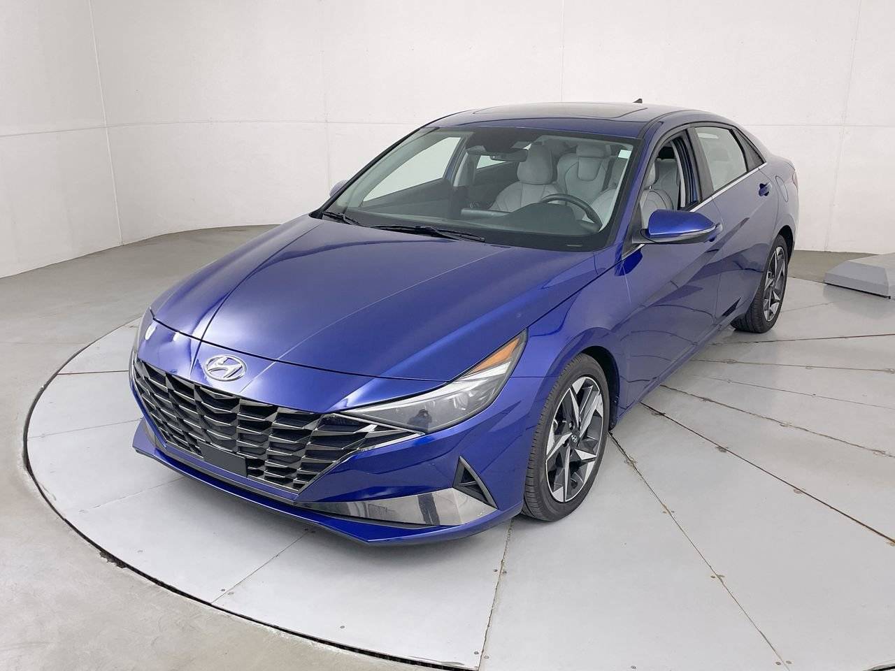 2022 Hyundai Elantra Limited — Sedan — 30,107 mi — Hampstead, MD