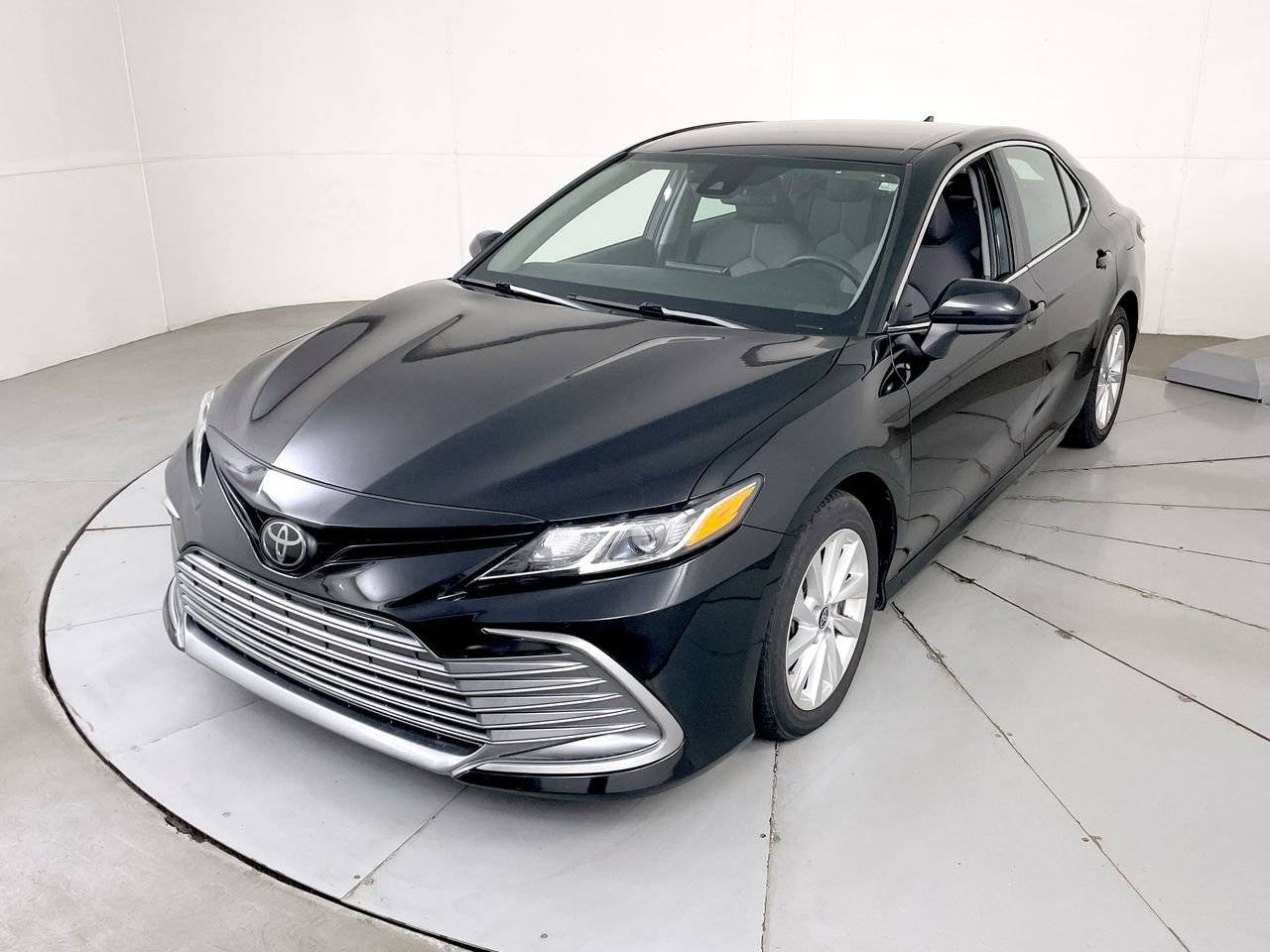 2023 Toyota Camry LE — Sedan — 26,775 mi — Hampstead, MD