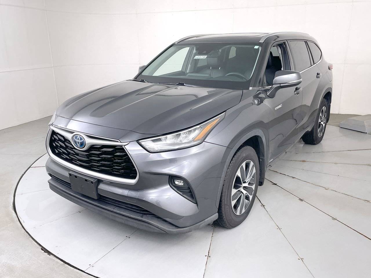 2020 Toyota Highlander Hybrid XLE — SUV — 35,139 mi — Hampstead, MD