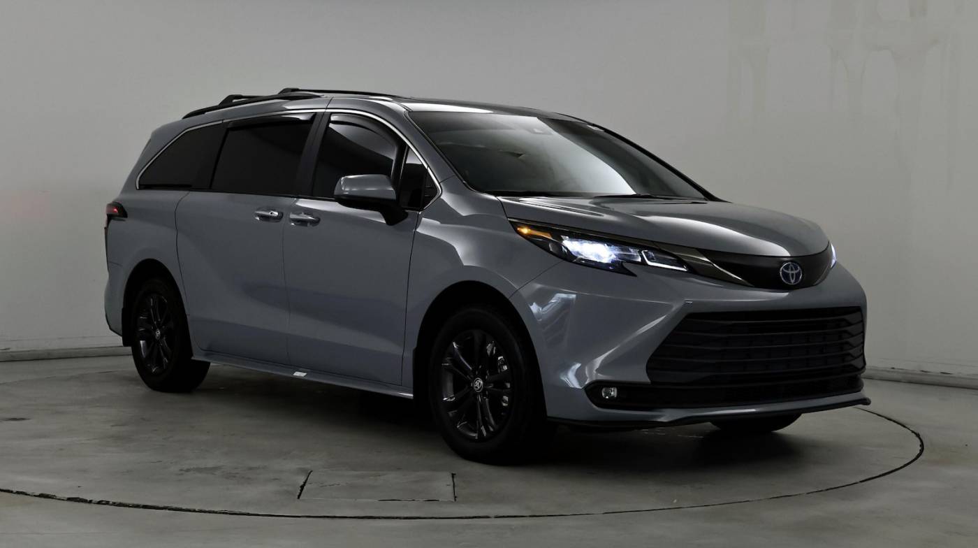 2024 Toyota Sienna Woodland Edition — Minivan — 41,436 mi — Colorado Springs, CO