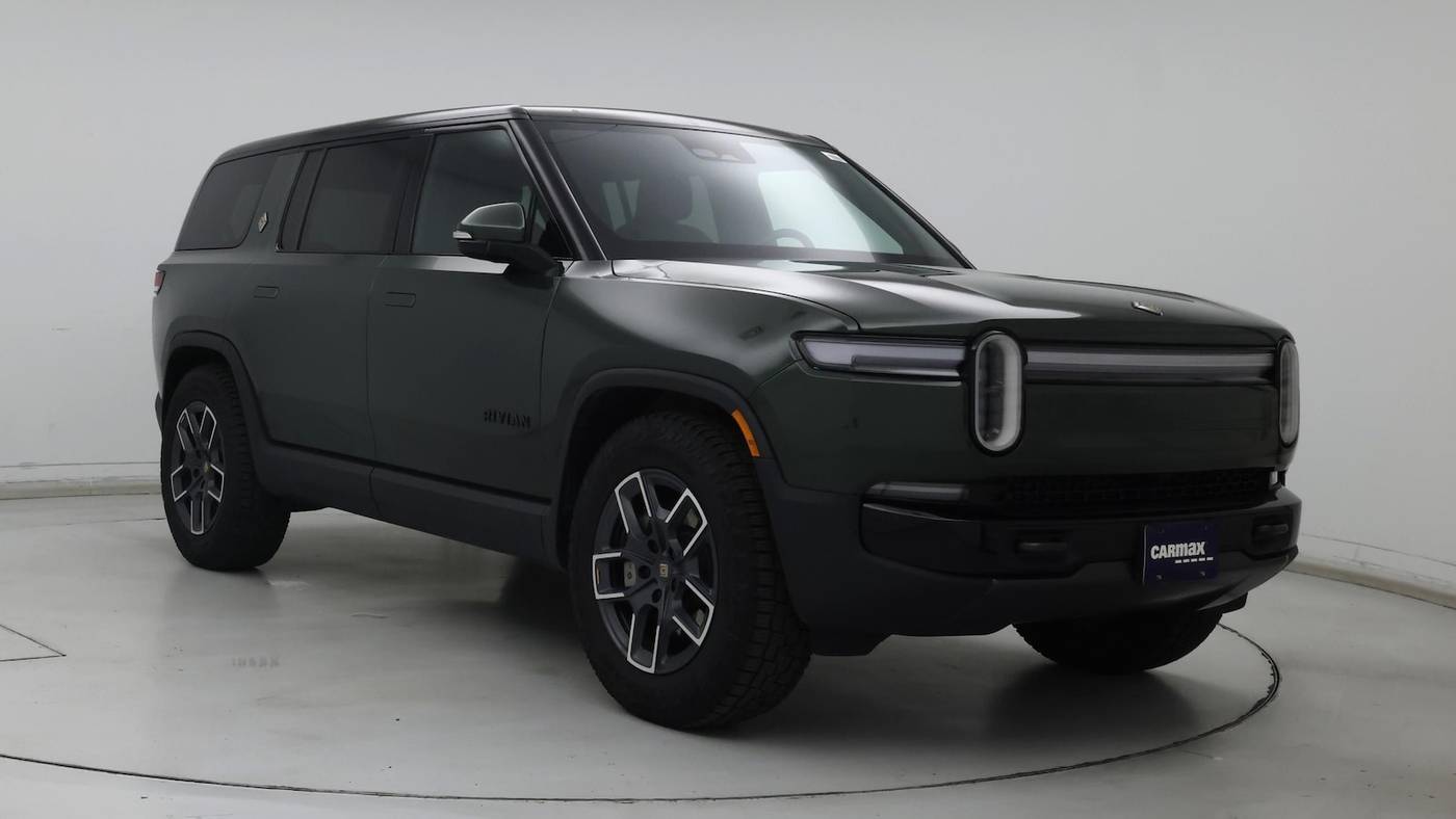 2025 Rivian R1S