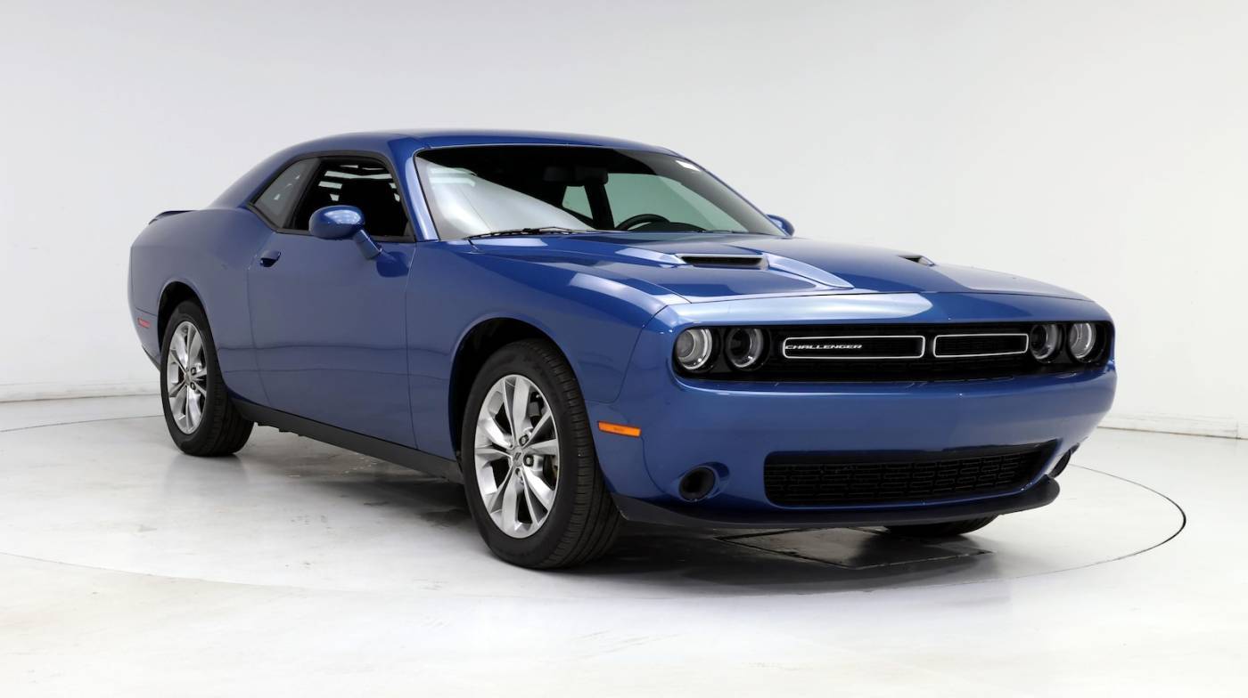 2022 Dodge Challenger SXT — Coupe — 40,542 mi — Colorado Springs, CO