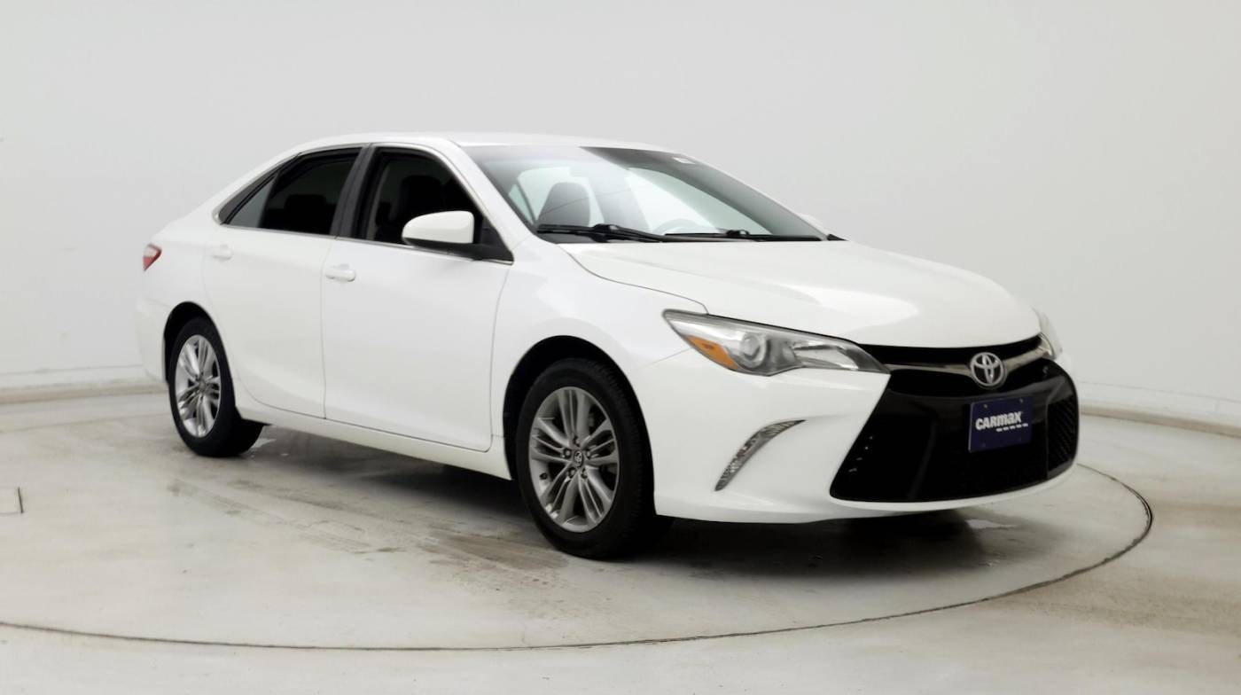 2016 Toyota Camry SE — Sedan — 116,304 mi — Colorado Springs, CO