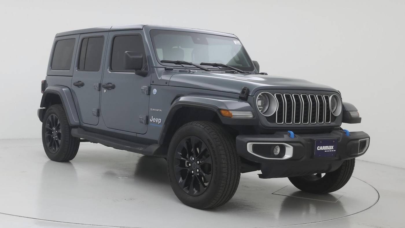 2024 Jeep Wrangler Sahara