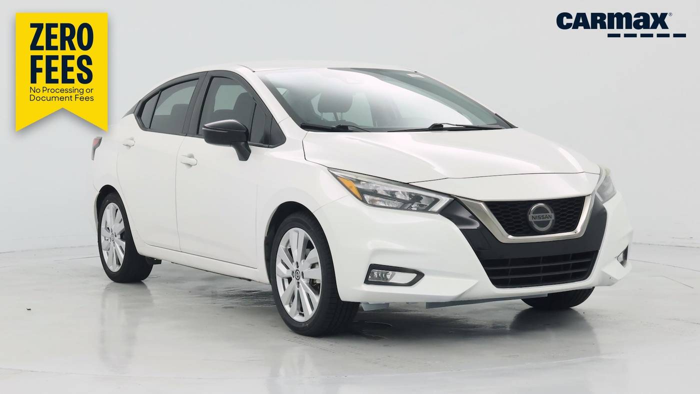 2020 Nissan Versa SR