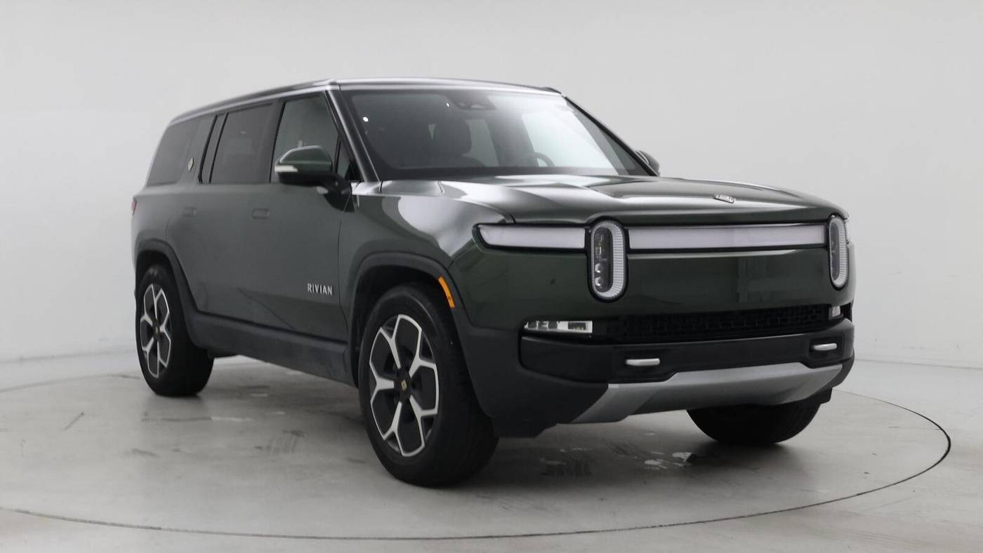 2024 Rivian R1S