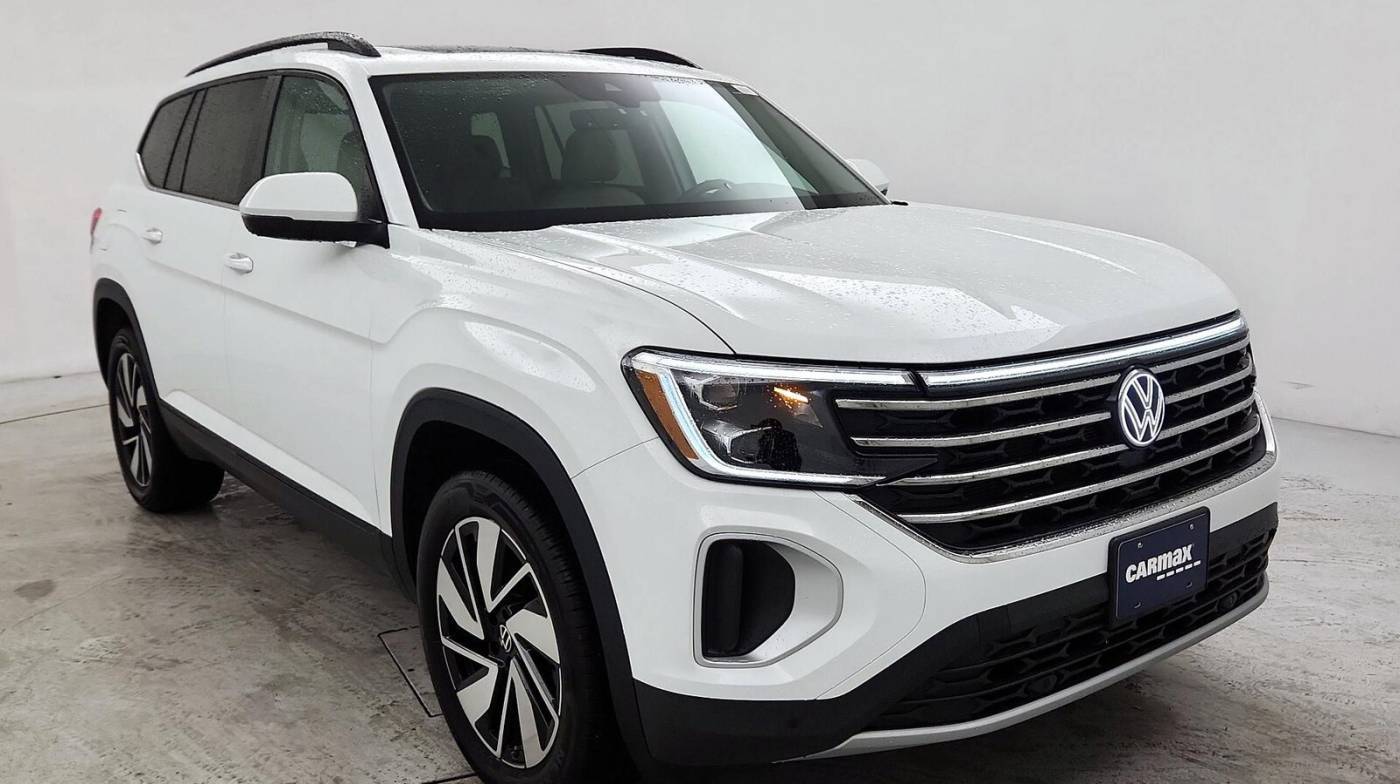 2024 Volkswagen Atlas SE with Technology — SUV — 4,999 mi — Columbia, SC