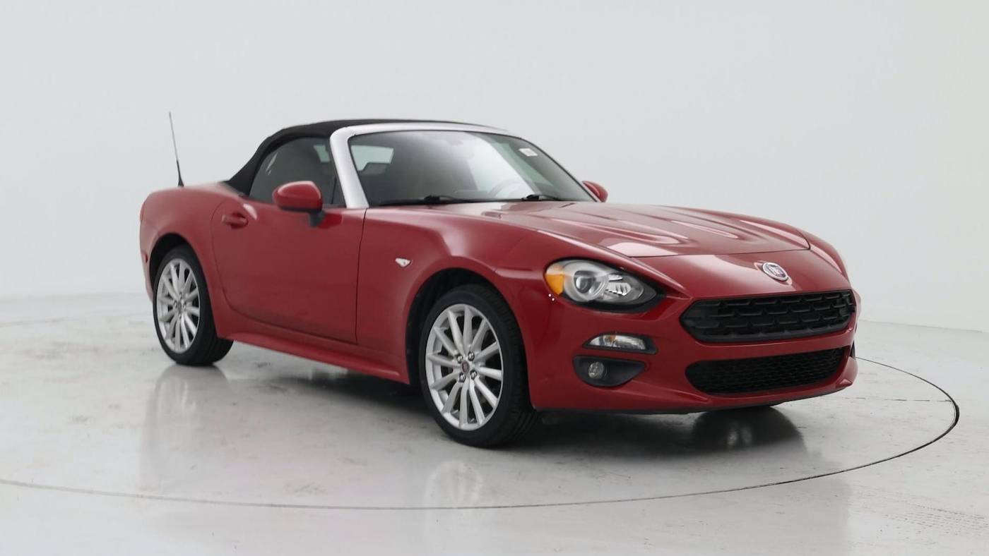 2019 FIAT 124 Spider Lusso
