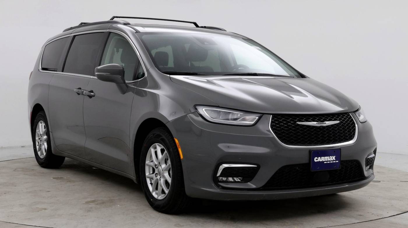 2022 Chrysler Pacifica Touring L — Minivan — 57,332 mi — Columbia, SC