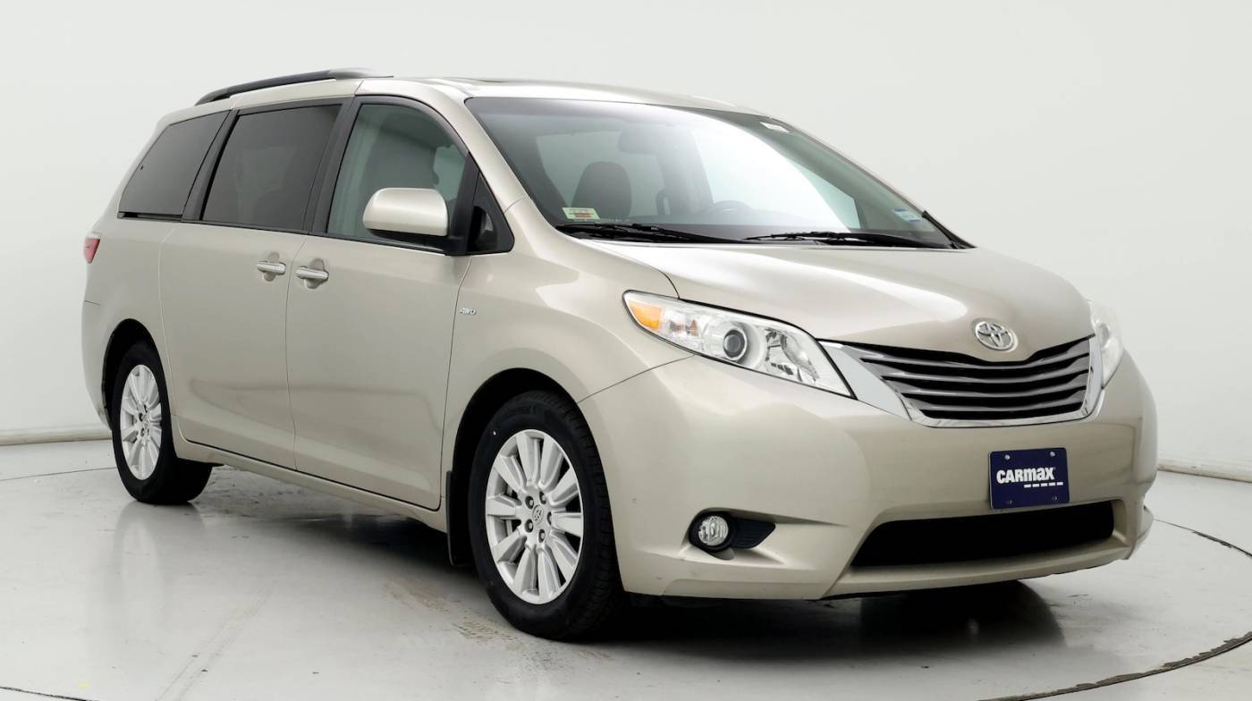 2017 Toyota Sienna XLE Premium — Minivan — 69,289 mi — Columbus, OH