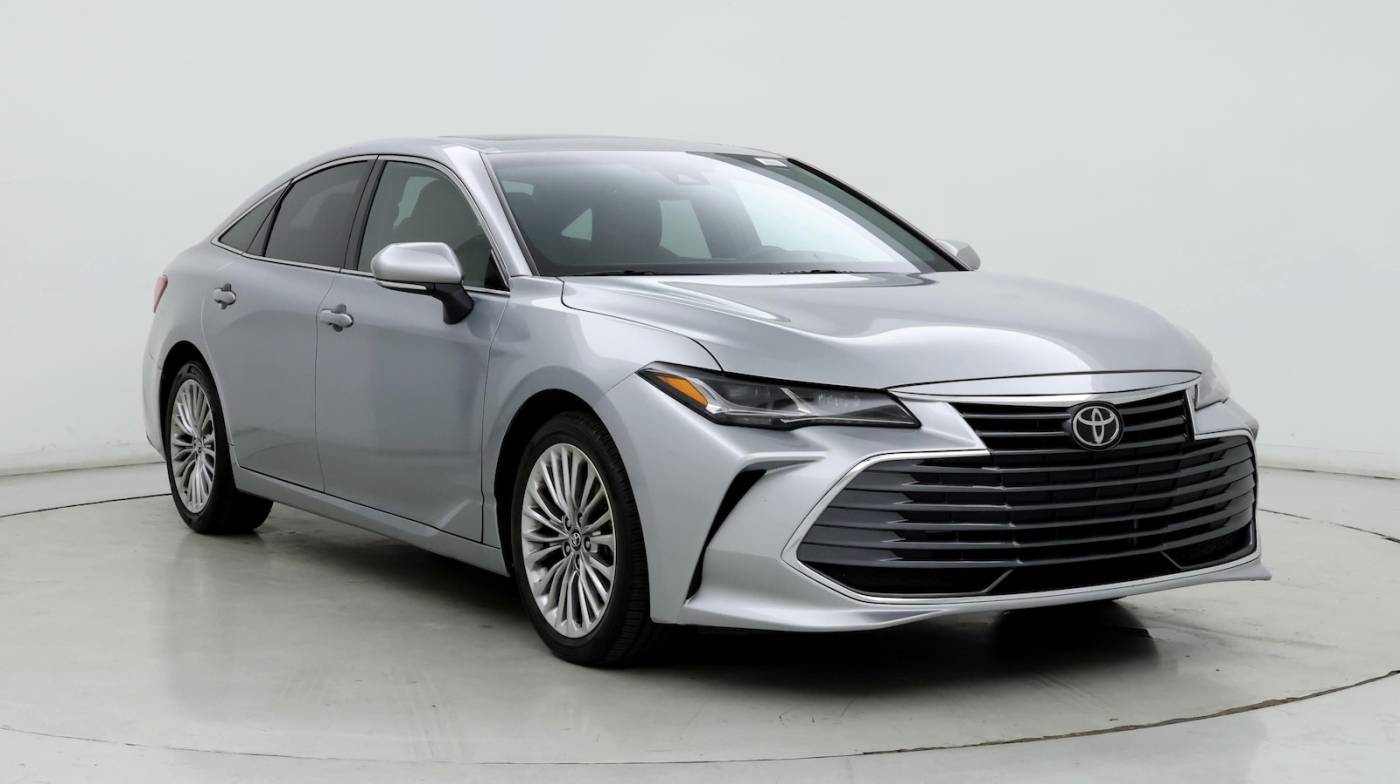2019 Toyota Avalon Limited — Sedan — 37,132 mi — Columbus, OH
