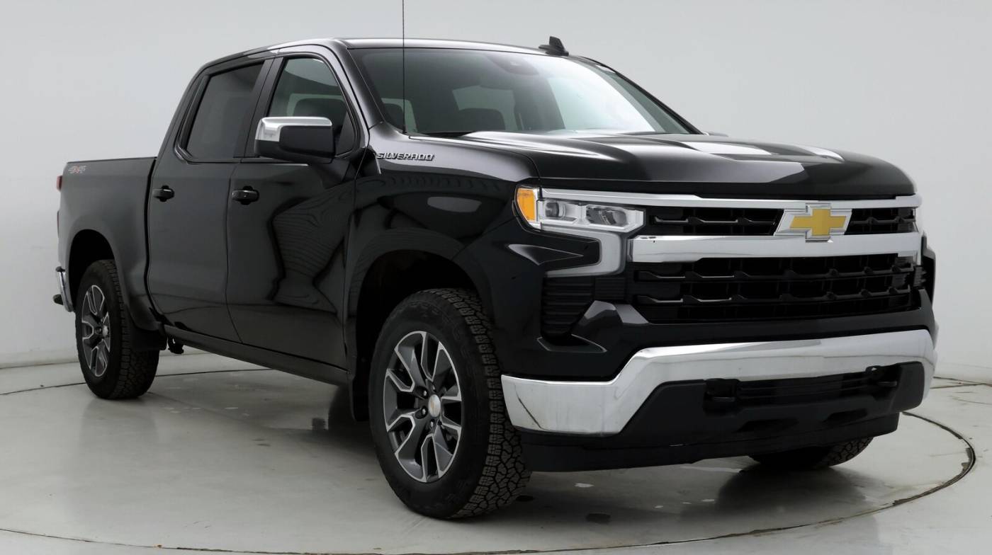 2023 Chevrolet Silverado 1500 LT — Pickup Truck — 24,058 mi — Columbus, OH