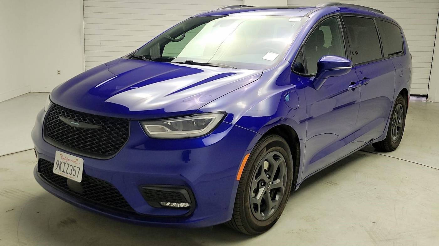 2021 Chrysler Pacifica Hybrid Limited — Minivan — 35,326 mi — Costa Mesa, CA