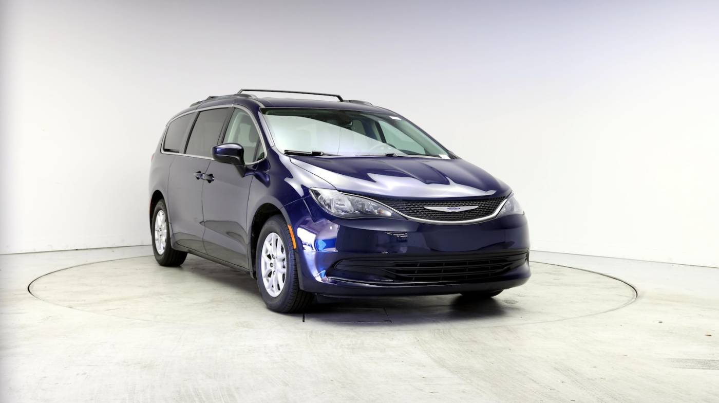 2020 Chrysler Voyager LXI — Minivan — 60,973 mi — Costa Mesa, CA