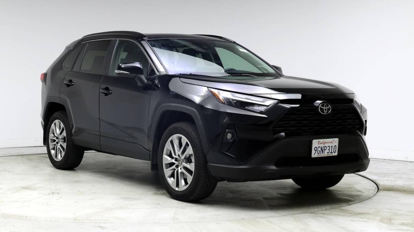 2023 Toyota RAV4 XLE Premium — SUV — 18,995 mi — Costa Mesa, CA
