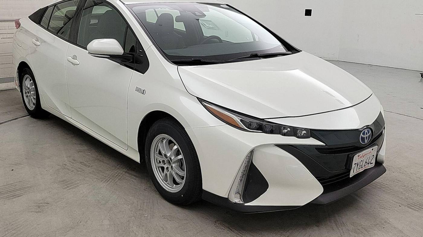 2017 Toyota Prius Prime Plus — Hatchback — 73,098 mi — Costa Mesa, CA