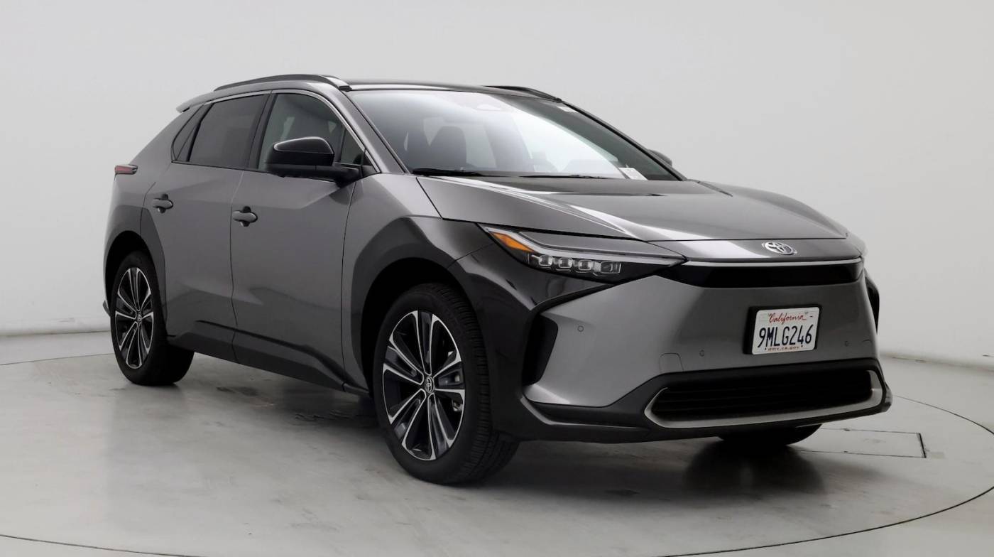 2024 Toyota bZ4X Limited — SUV — 3,260 mi — Costa Mesa, CA