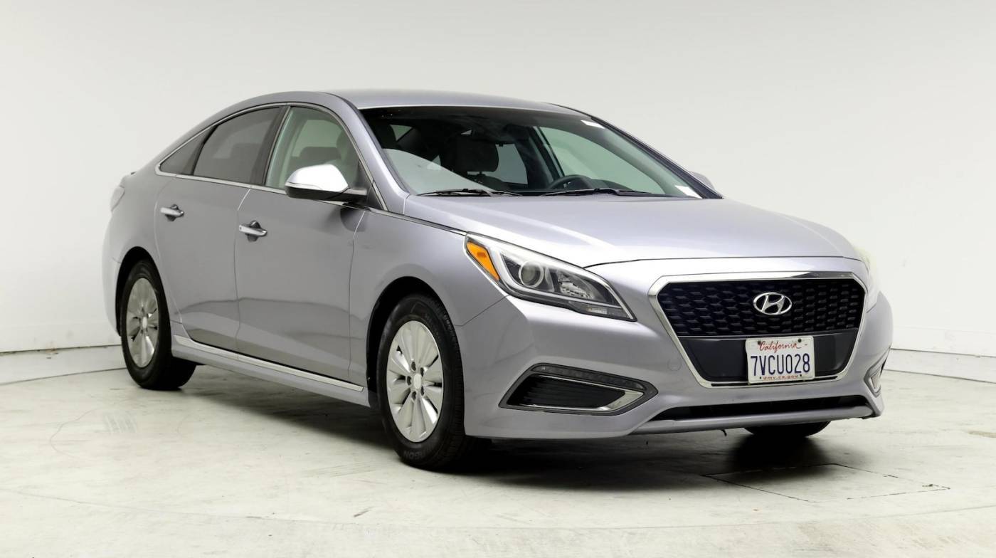 2016 Hyundai Sonata Hybrid SE — Sedan — 99,129 mi — Costa Mesa, CA
