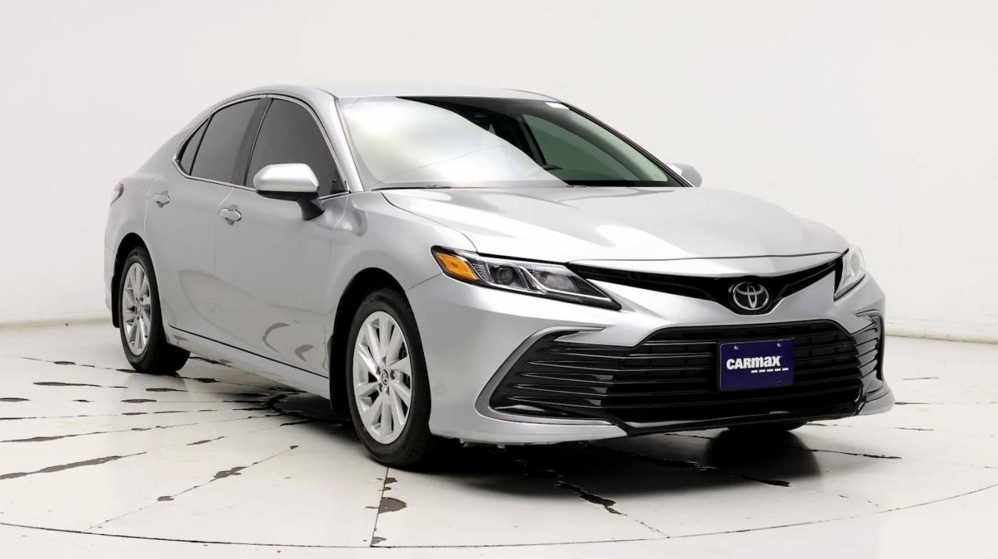 2024 Toyota Camry LE — Sedan — 30,129 mi — Houston, TX
