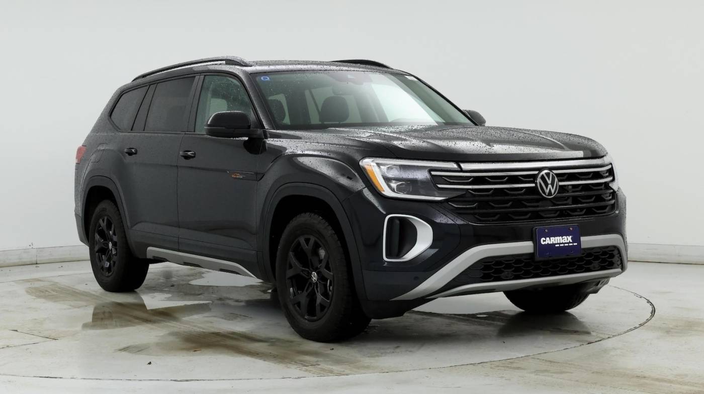 2024 Volkswagen Atlas Peak Edition SE with Technology — SUV — 4,606 mi — Sterling, VA