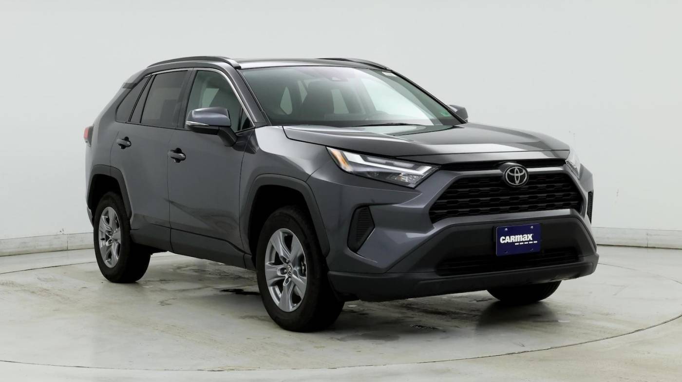 2024 Toyota RAV4 XLE — SUV — 14,022 mi — Sterling, VA