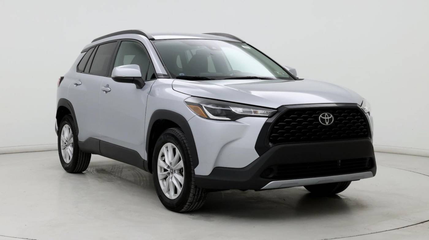 2022 Toyota Corolla Cross LE — SUV — 16,546 mi — Sterling, VA