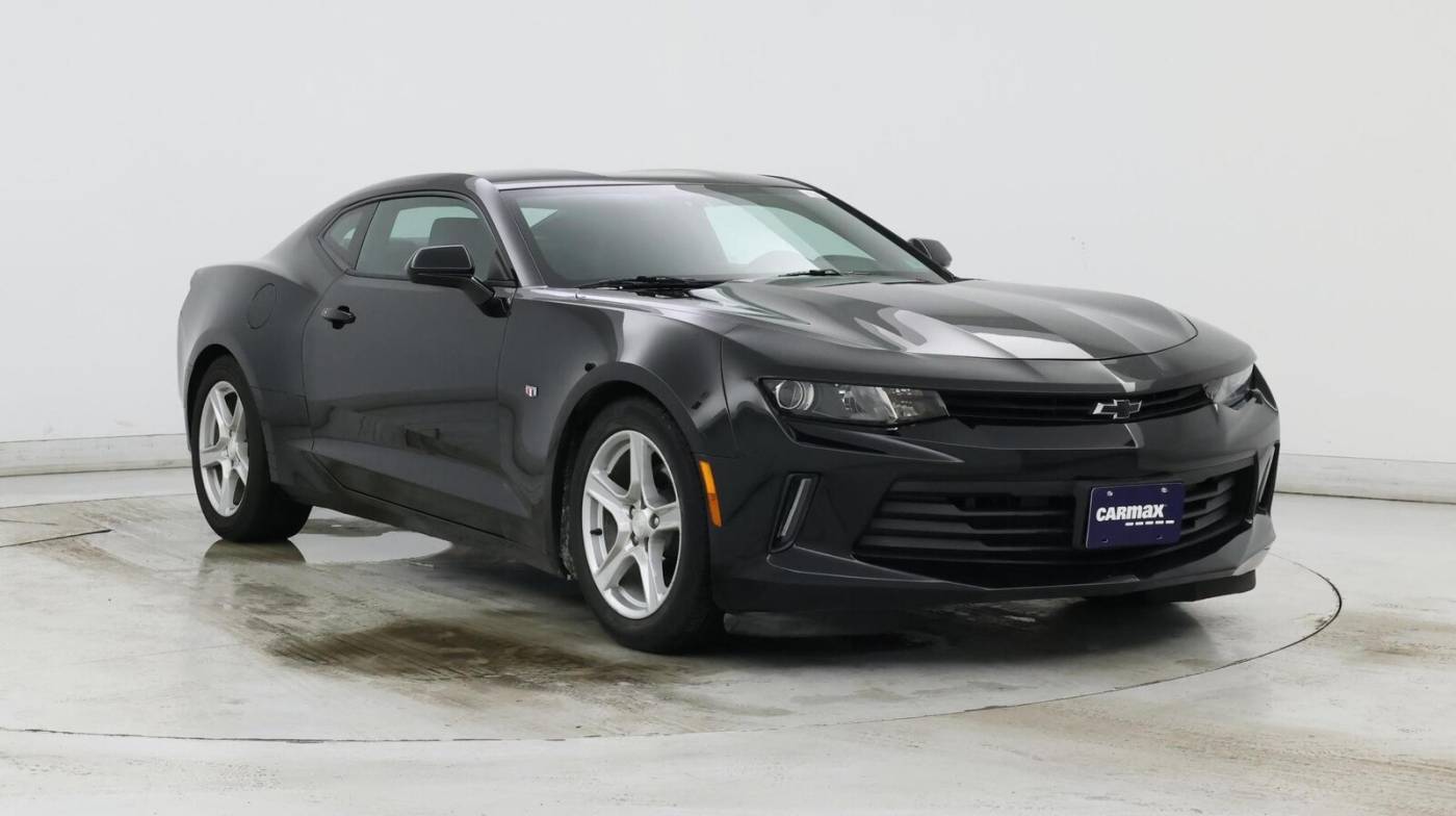 2017 Chevrolet Camaro 1LS — Coupe — 46,888 mi — Sterling, VA