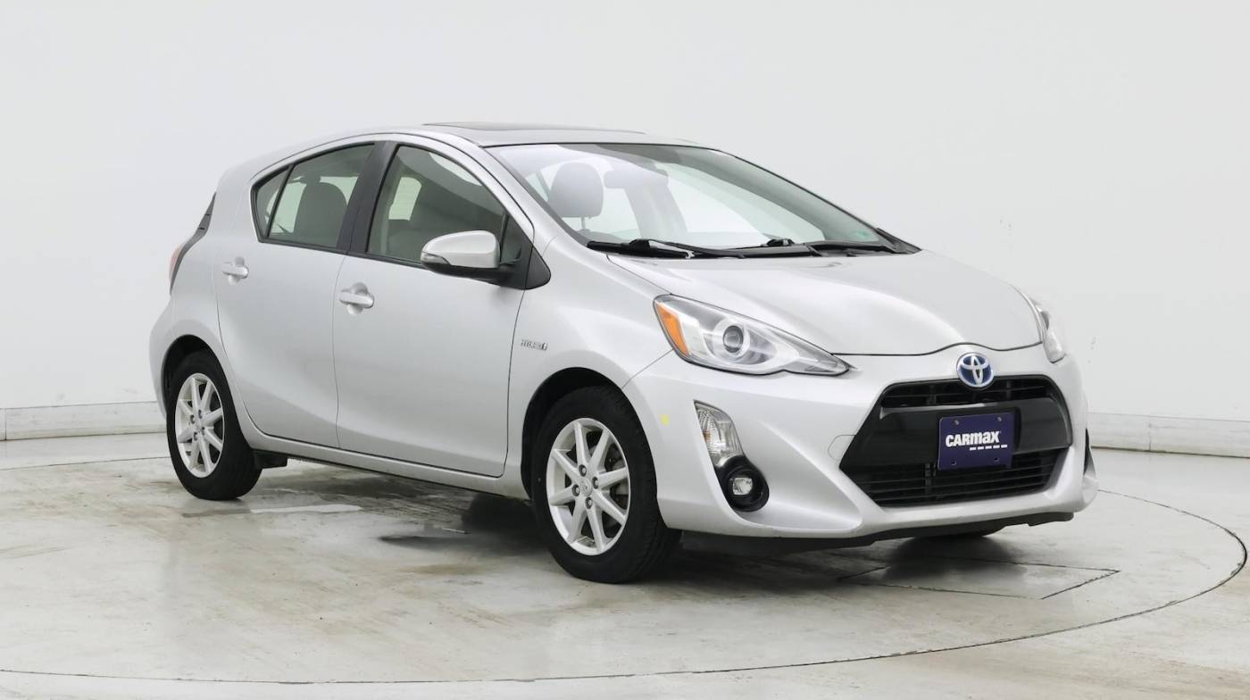 2016 Toyota Prius c Four — Hatchback — 86,974 mi — Sterling, VA