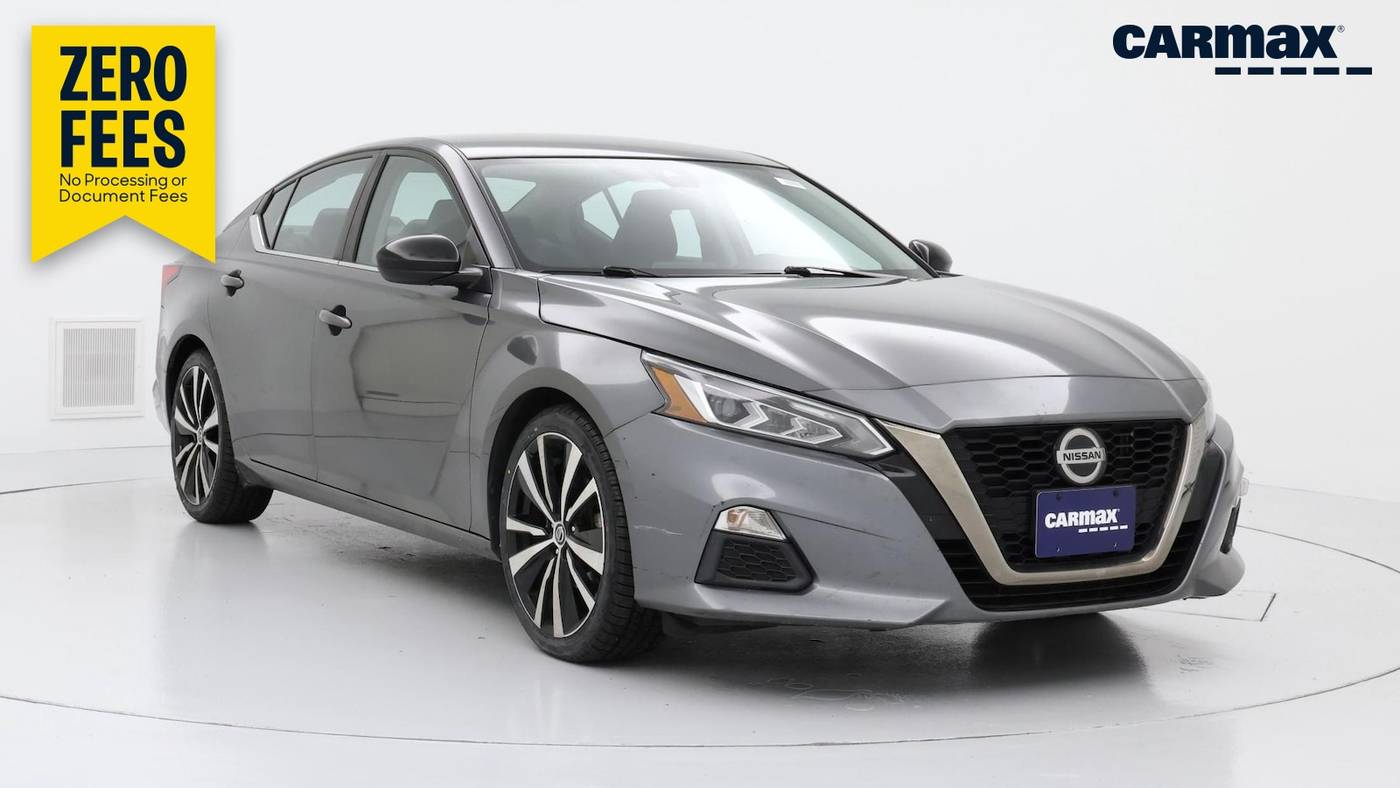 2022 Nissan Altima SR
