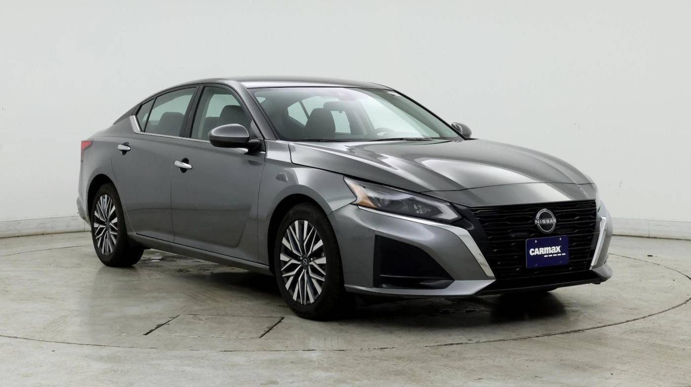 2023 Nissan Altima SV — Sedan — 35,959 mi — Sterling, VA