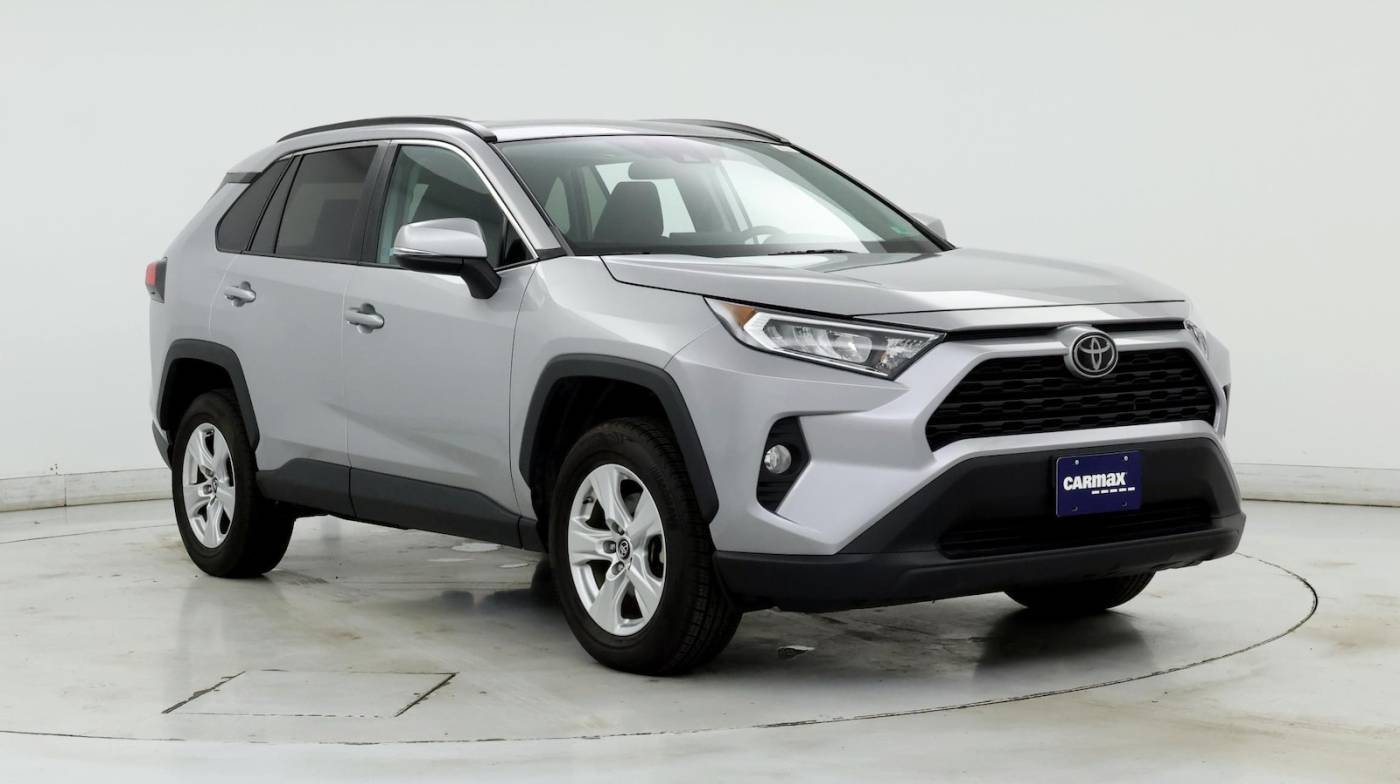 2019 Toyota RAV4 XLE — SUV — 33,089 mi — Sterling, VA