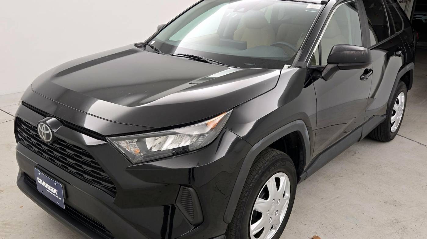 2019 Toyota RAV4 LE — SUV — 42,062 mi — Sterling, VA