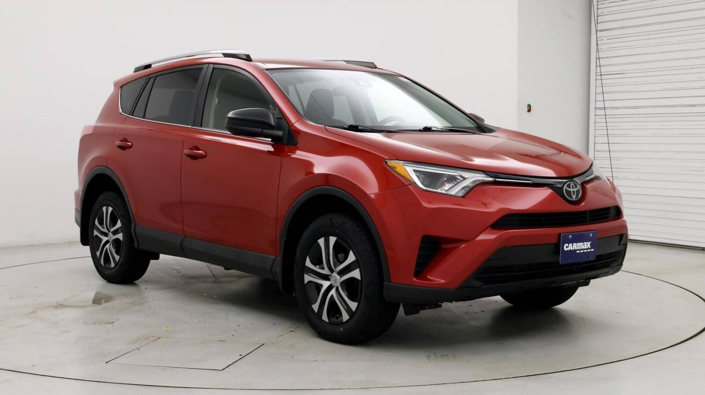 2017 Toyota RAV4 LE — SUV — 104,308 mi — East Haven, CT