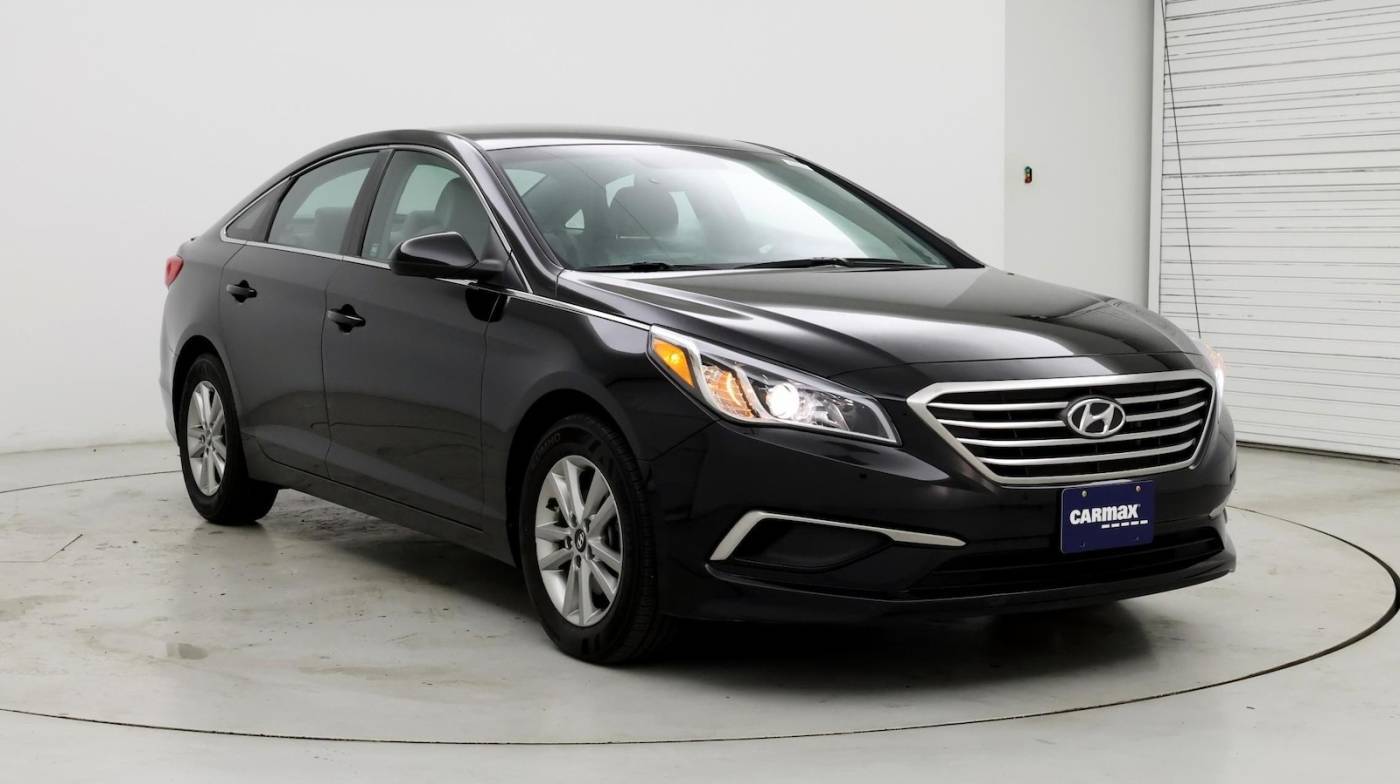 2016 Hyundai Sonata SE — Sedan — 29,620 mi — East Haven, CT
