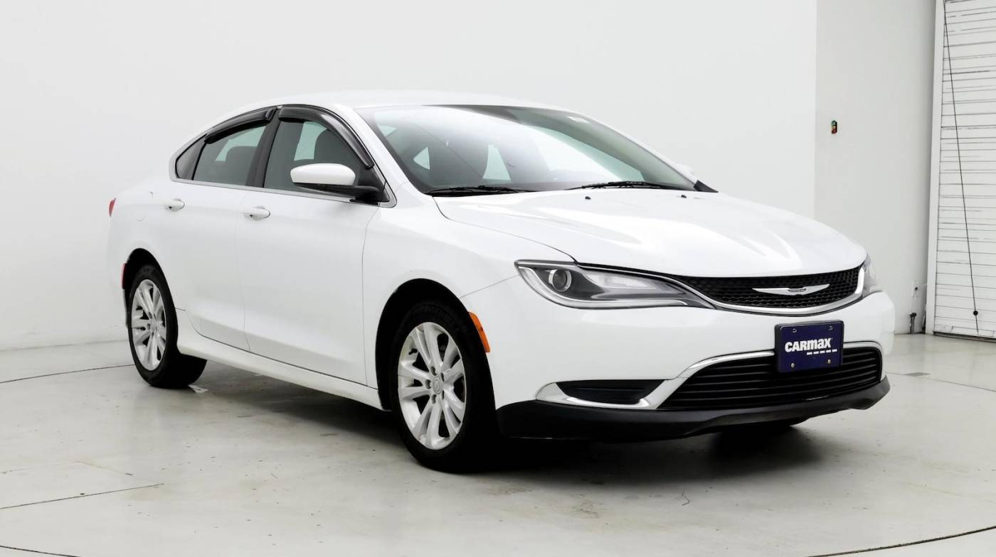 2015 Chrysler 200 Limited — Sedan — 83,776 mi — East Haven, CT