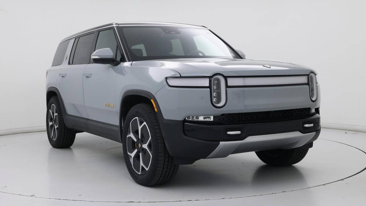 2023 Rivian R1S