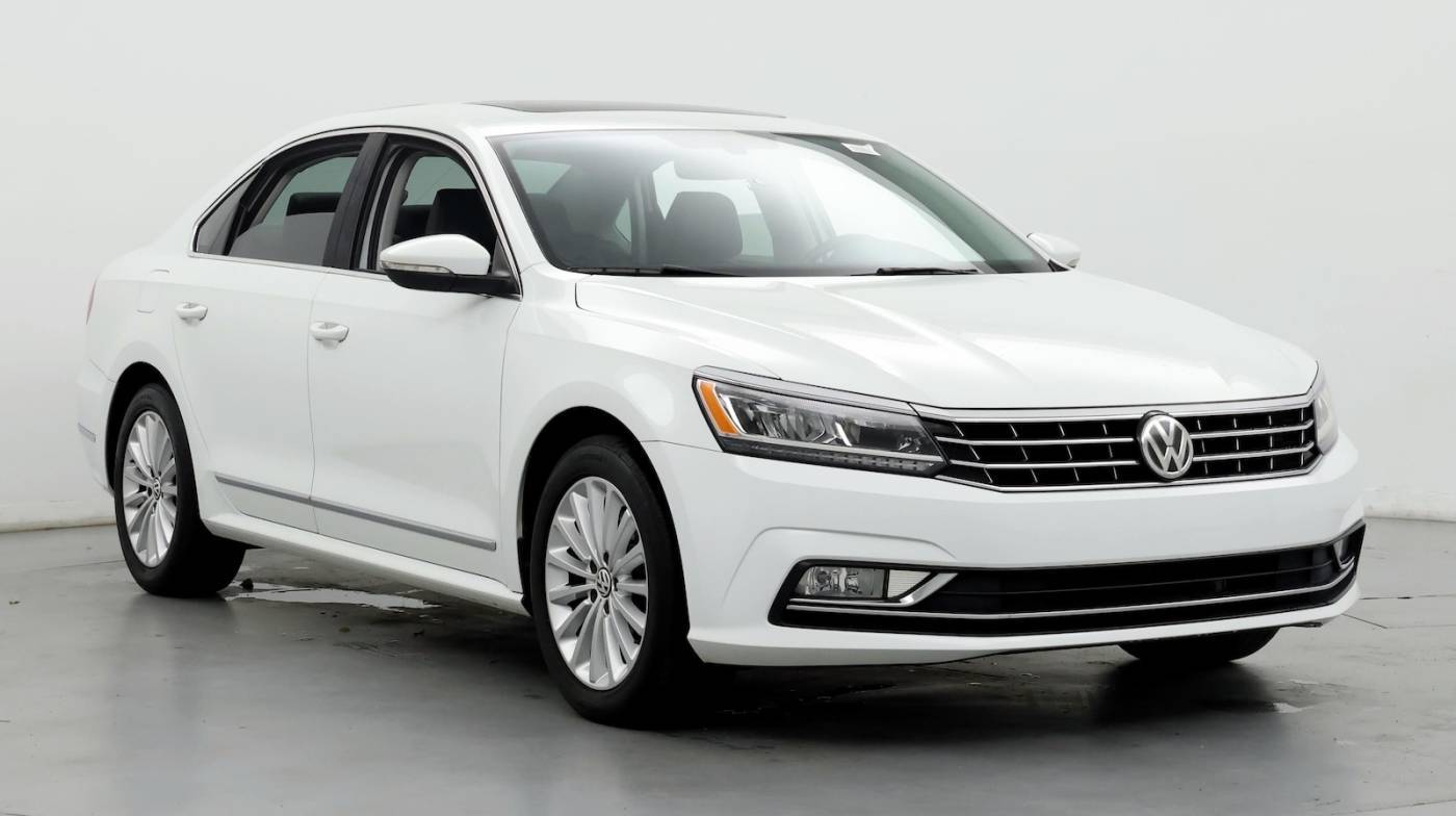 2016 Volkswagen Passat 1.8T SE — Sedan — 90,174 mi — Fayetteville, NC