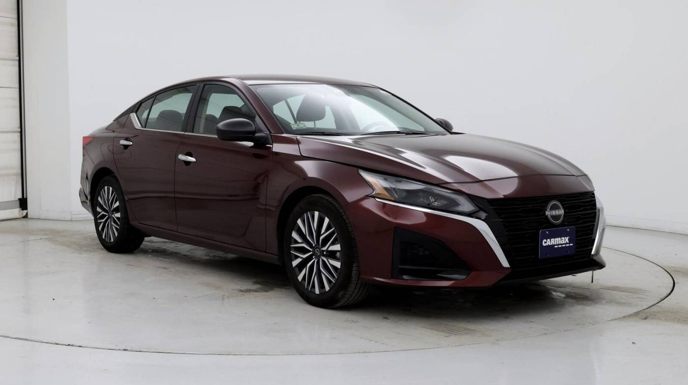 2024 Nissan Altima SV — Sedan — 10,434 mi — Fayetteville, NC