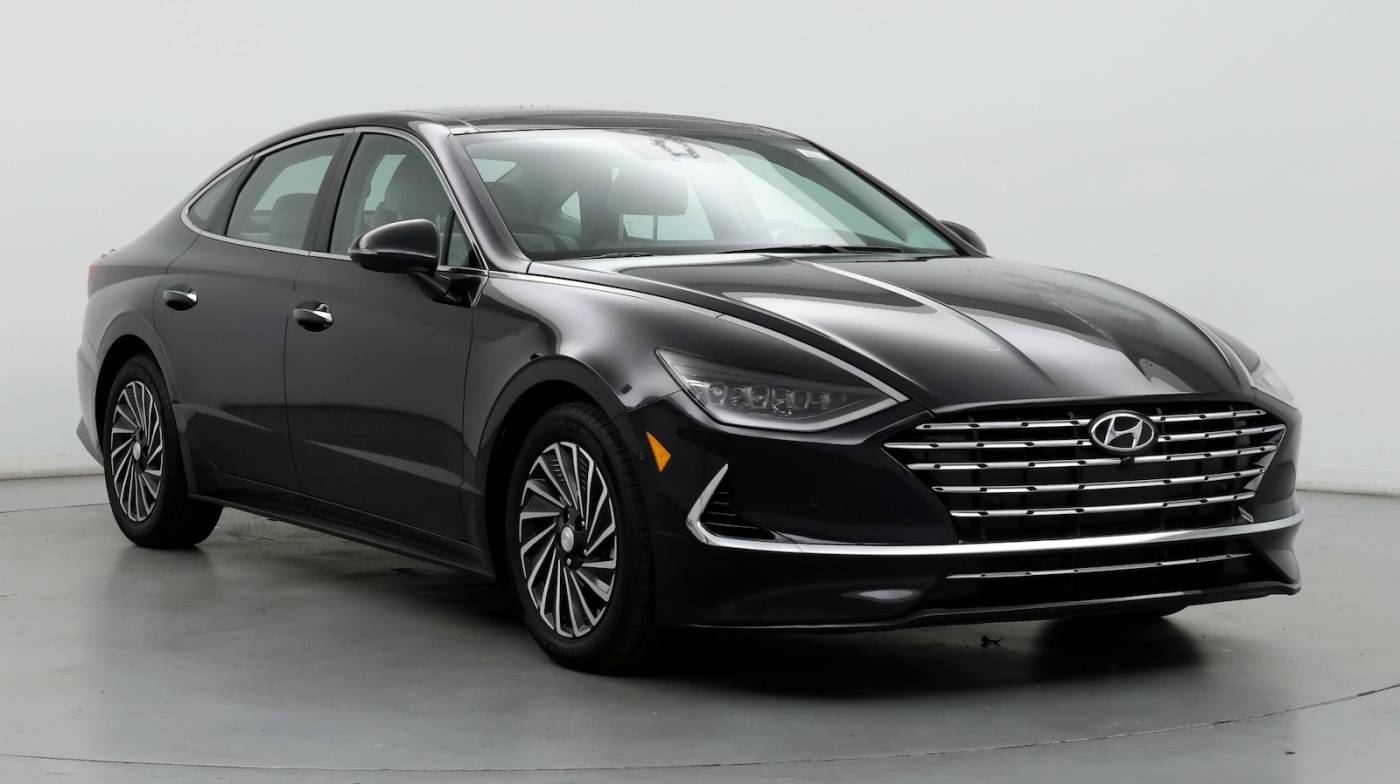 2023 Hyundai Sonata Hybrid Limited — Sedan — 13,966 mi — Fayetteville, NC