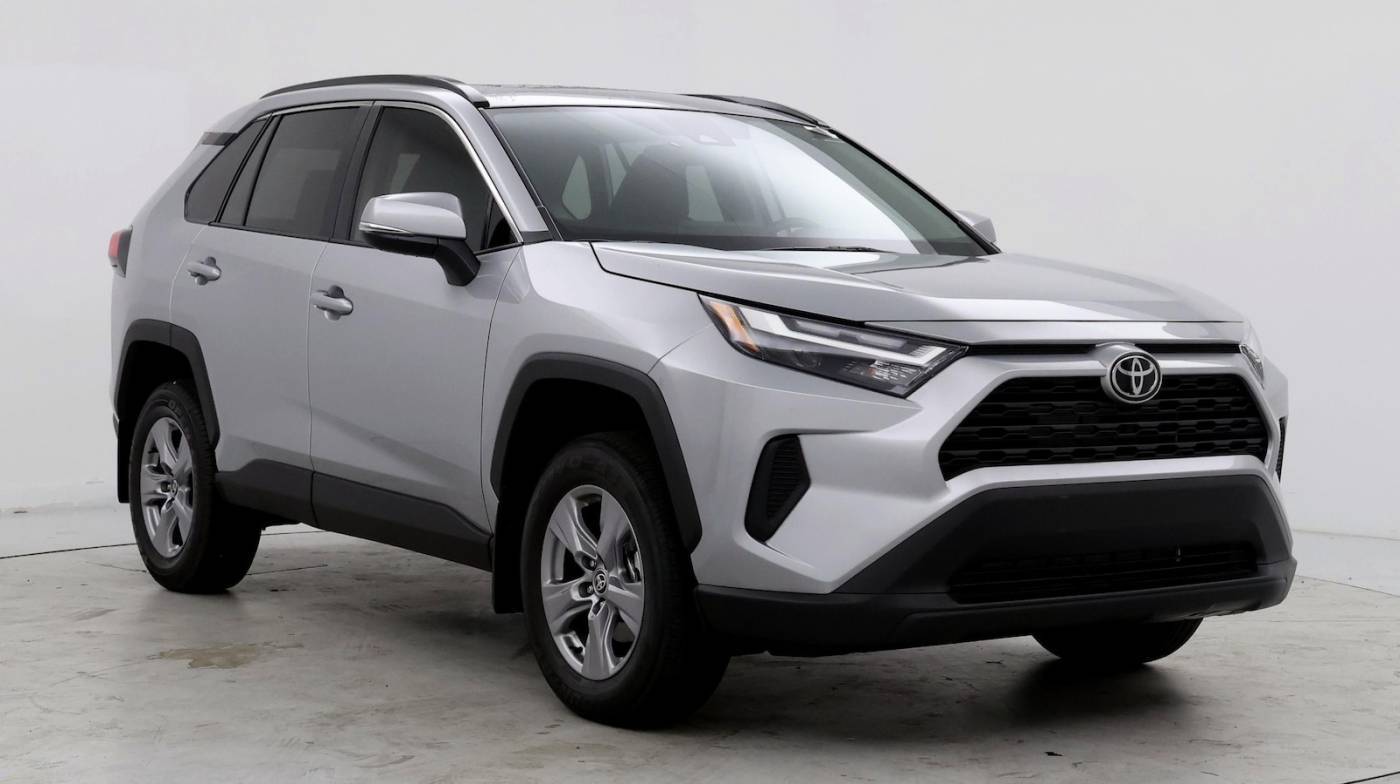 2025 Toyota RAV4 XLE — SUV — 416 mi — Fayetteville, NC