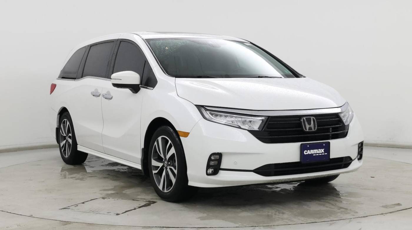 2023 Honda Odyssey Touring — Minivan — 17,198 mi — Fredericksburg, VA