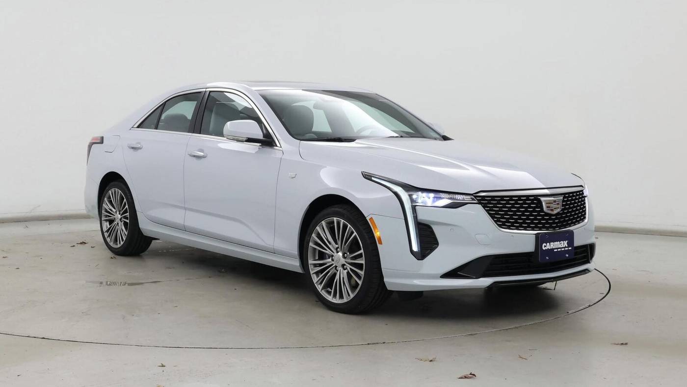 2022 Cadillac CT4