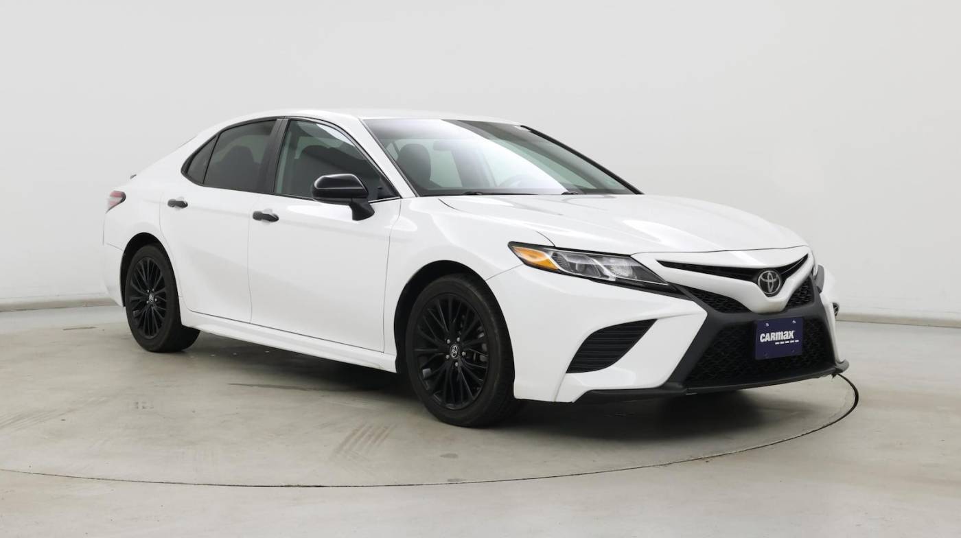 2019 Toyota Camry SE — Sedan — 29,306 mi — Fredericksburg, VA