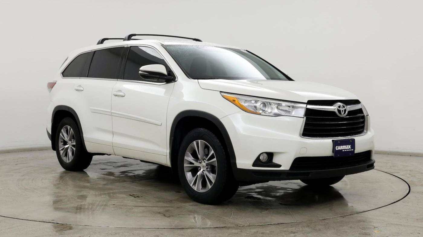 2015 Toyota Highlander LE V6 — SUV — 76,569 mi — Fredericksburg, VA