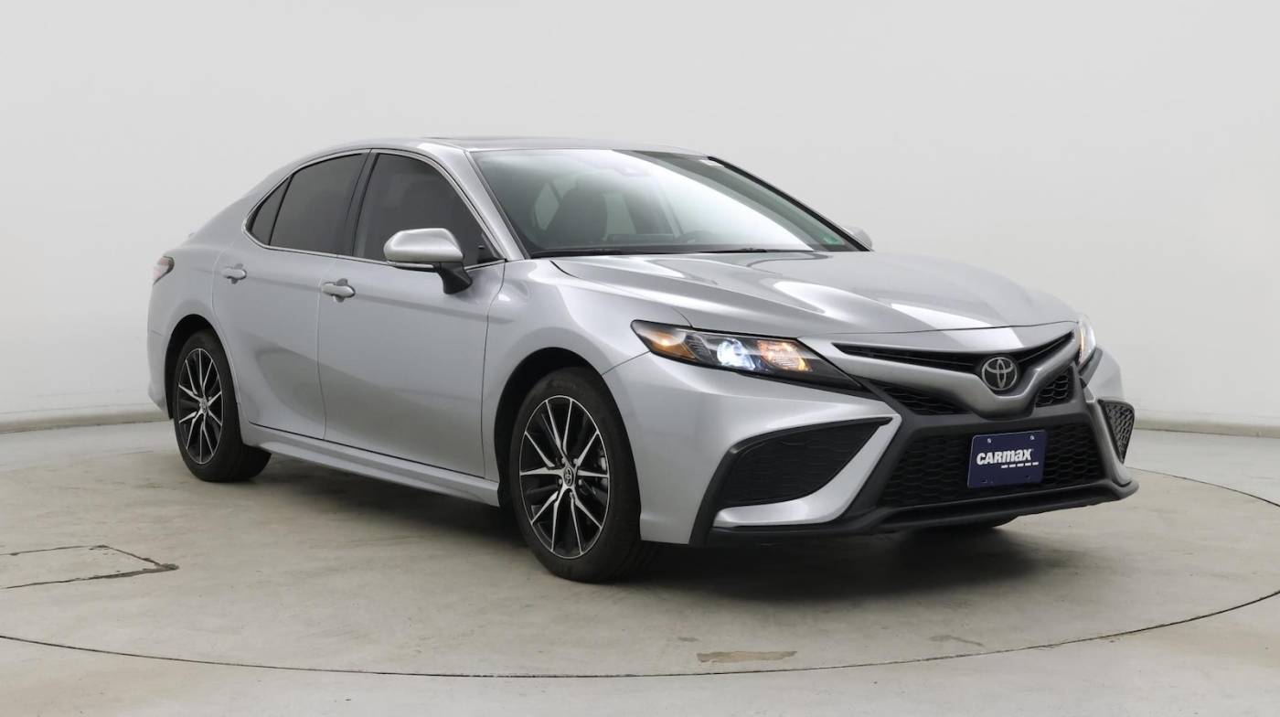 2023 Toyota Camry SE — Sedan — 9,029 mi — Fredericksburg, VA