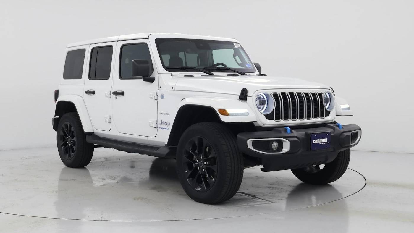 2024 Jeep Wrangler Sahara