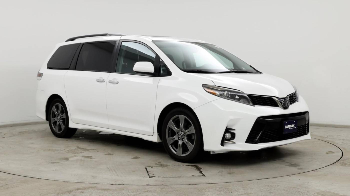 2018 Toyota Sienna SE — Minivan — 34,810 mi — Fredericksburg, VA