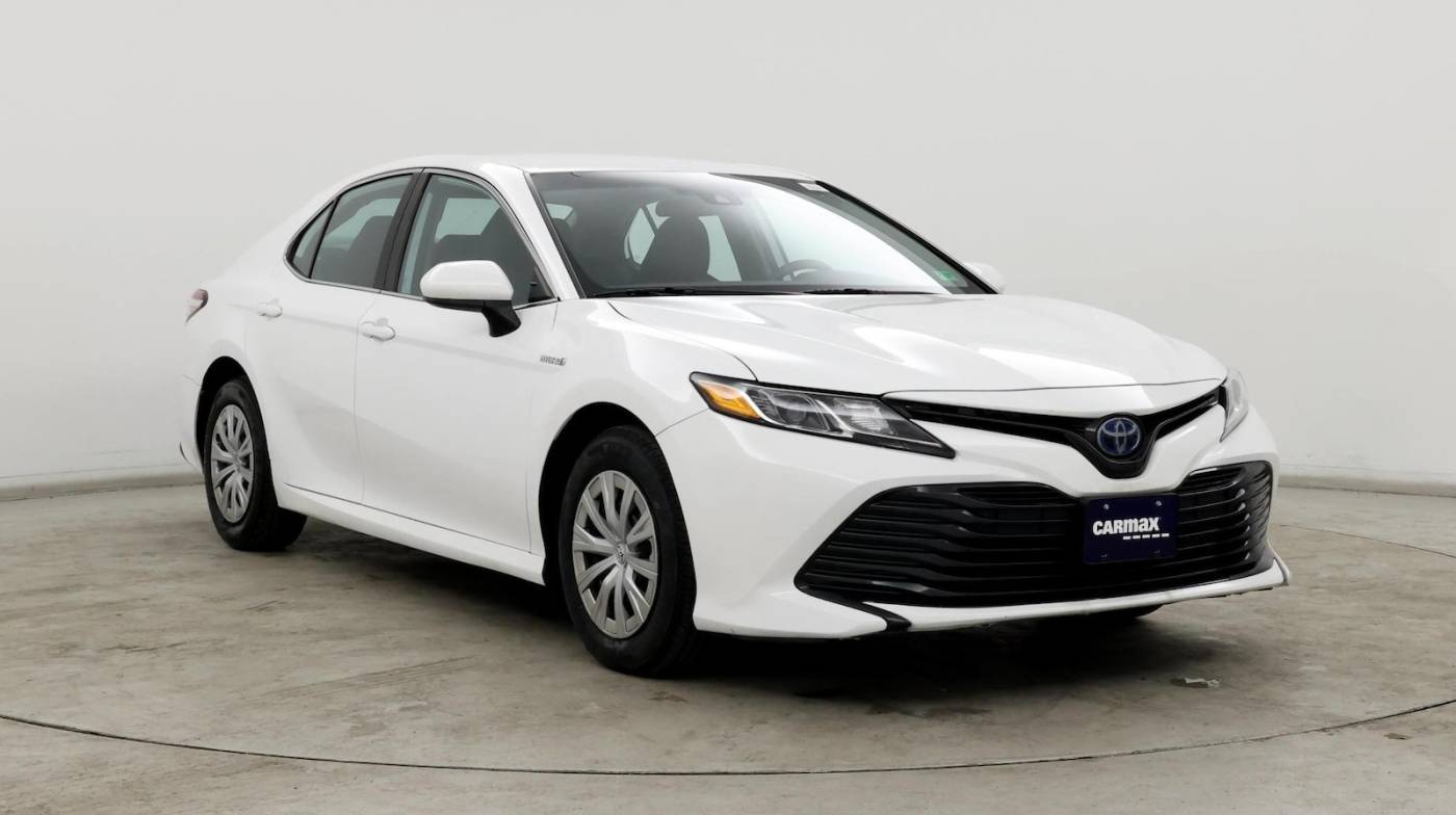 2020 Toyota Camry Hybrid LE — Sedan — 28,140 mi — Fredericksburg, VA