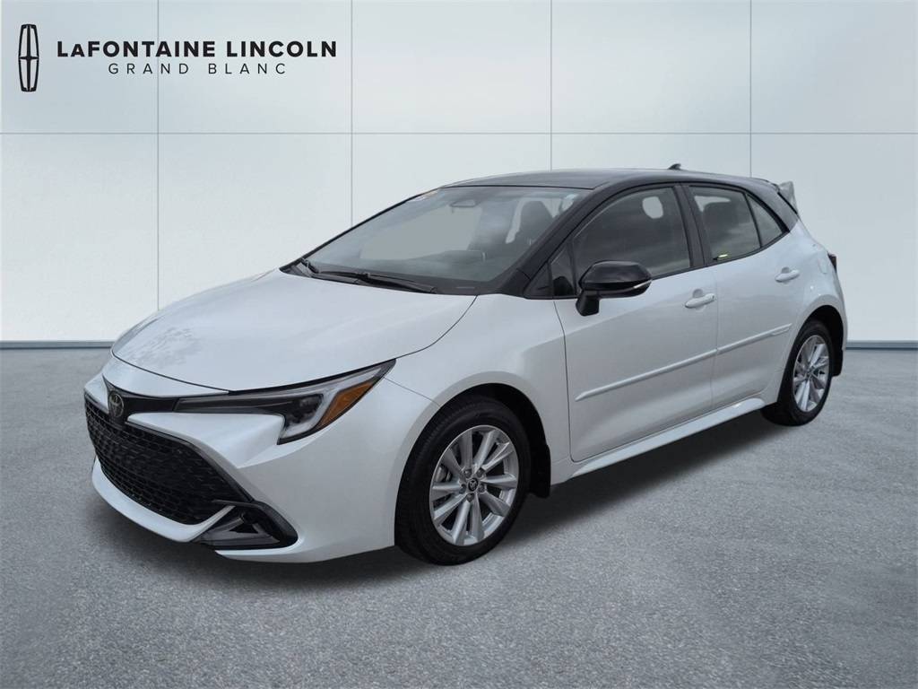 2025 Toyota Corolla Hatchback SE — Hatchback — 680 mi — Flint, MI